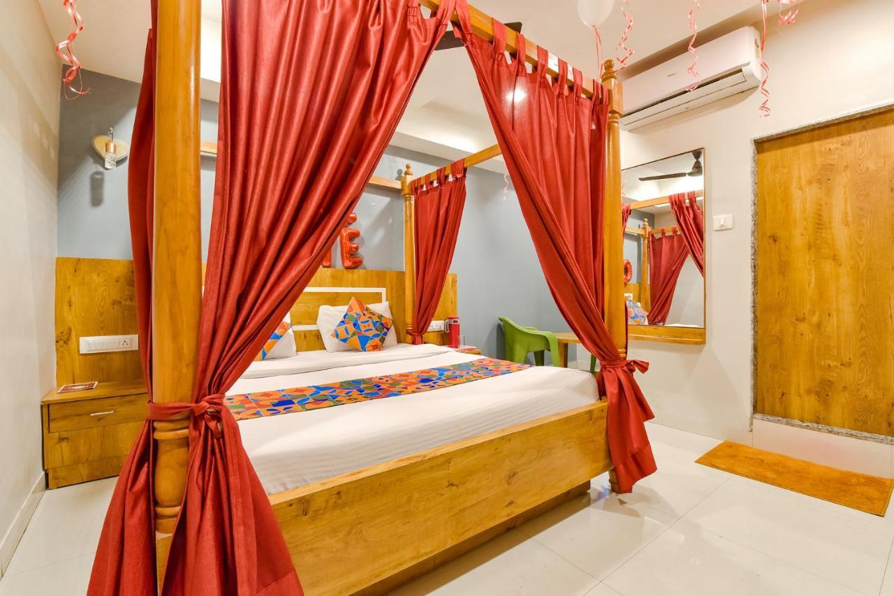 โอโย 9805 โฮเทล อพอลโล Hotel Naroda ภายนอก รูปภาพ